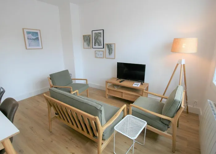 Maison Renovee 200m Du Centre Et 350m - Cour Fermee, 2 Chambres, Equipe - Fr-1-22-322 Ferienhaus