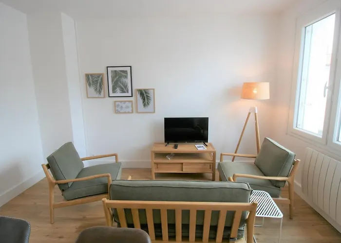 Ferienhaus Maison Renovee 200m Du Centre Et 350m - Cour Fermee, 2 Chambres, Equipe - Fr-1-22-322 La Tranche-sur-Mer