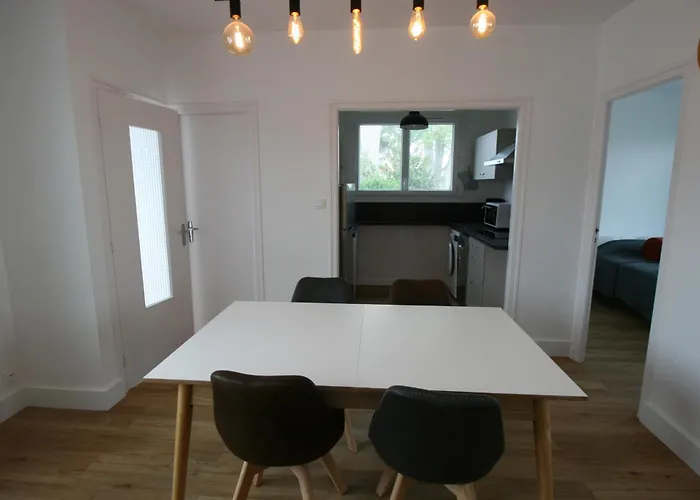 Maison Renovee 200m Du Centre Et 350m - Cour Fermee, 2 Chambres, Equipe - Fr-1-22-322 Ferienhaus